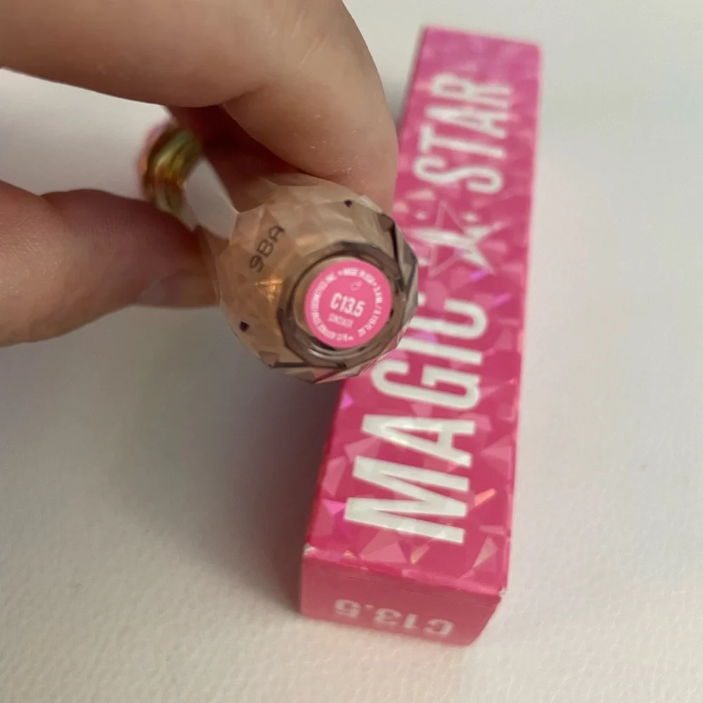 NIB Jeffree Star Magic Star concealer
